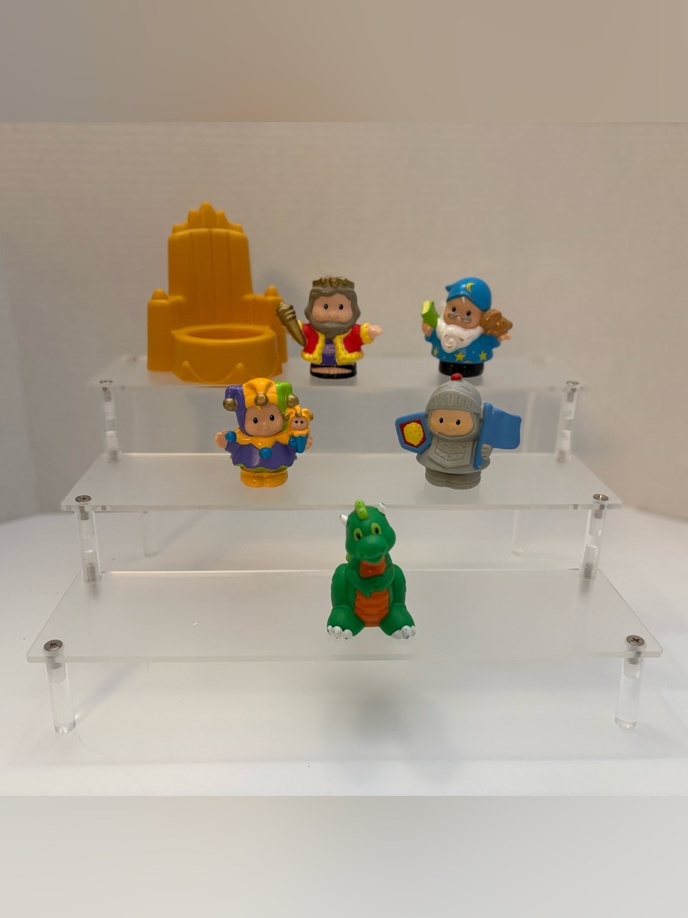 Vintage Fisher Price Little People Lil’ Kingdom Castle Figures 6pc Lot